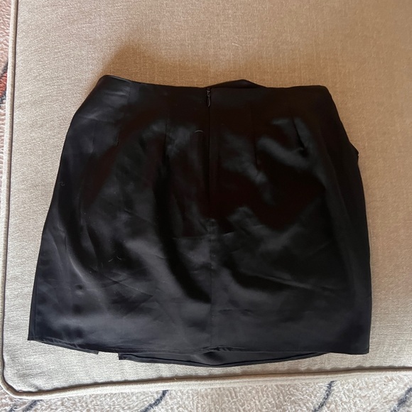 Twisted Slit Mini Skirt - Picture 2 of 3